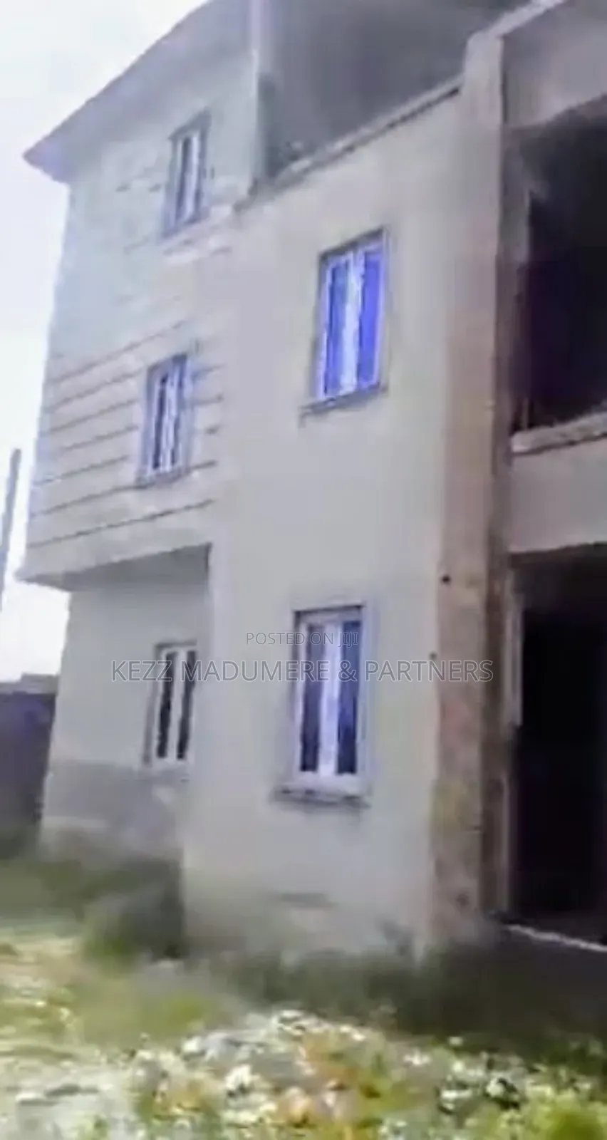 12bdrm Block of Flats in Off Sars Road Port for sale