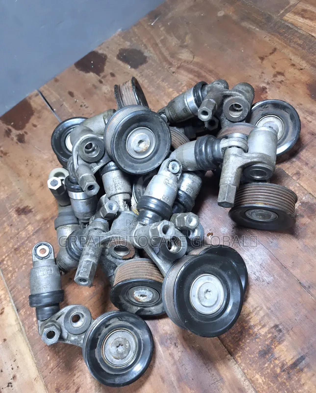 2013-2017 Honda Accord Fan Belt Adjustment Or Belt Tensioner