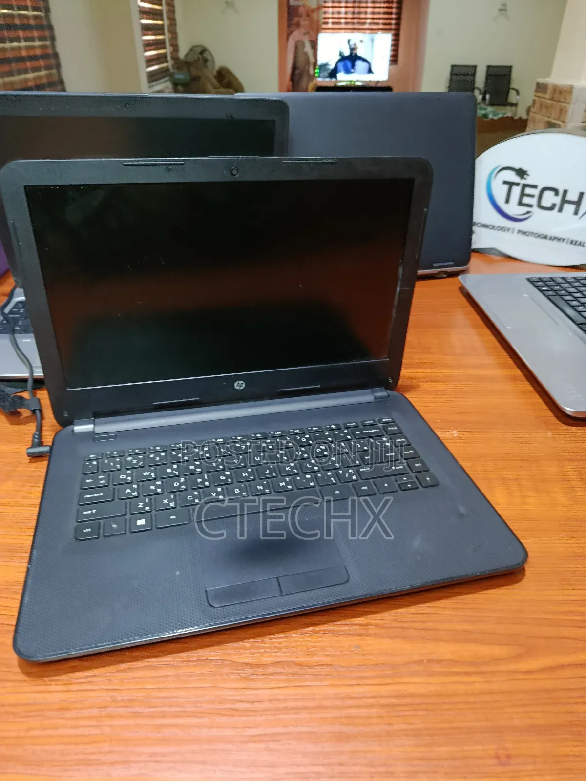 Laptop HP 14-Dq2031tg 8GB Intel Core I5 HDD 500GB