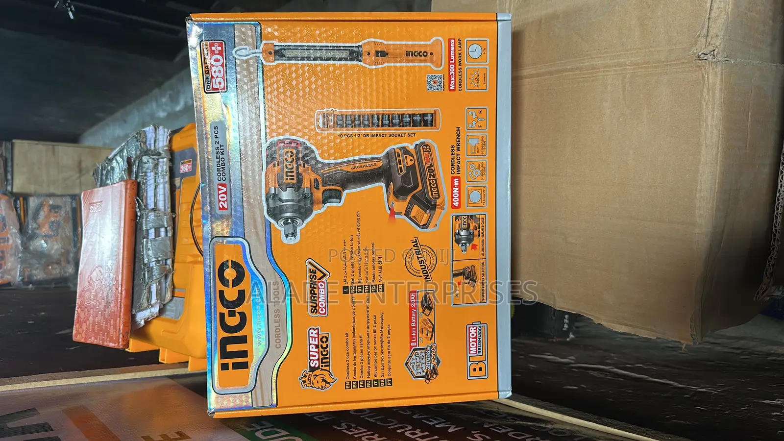Ingco 400nm 1/2′′ Cordless Impact Wrench Combo Kit