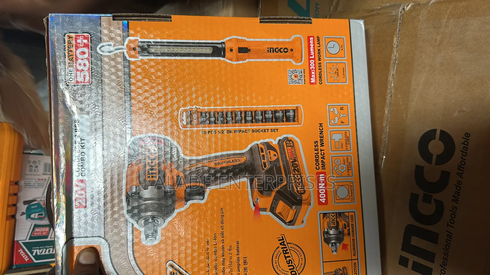 Ingco 400nm 1/2′′ Cordless Impact Wrench Combo Kit