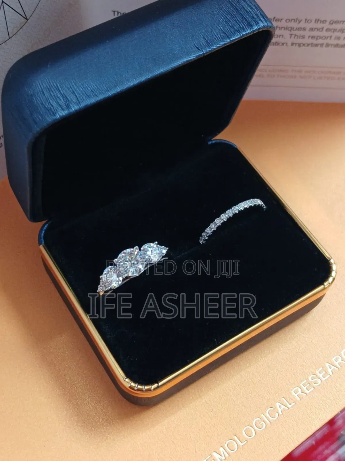 Queen Set Of Mossanite Diamond Stone Wedding Ring - Silver