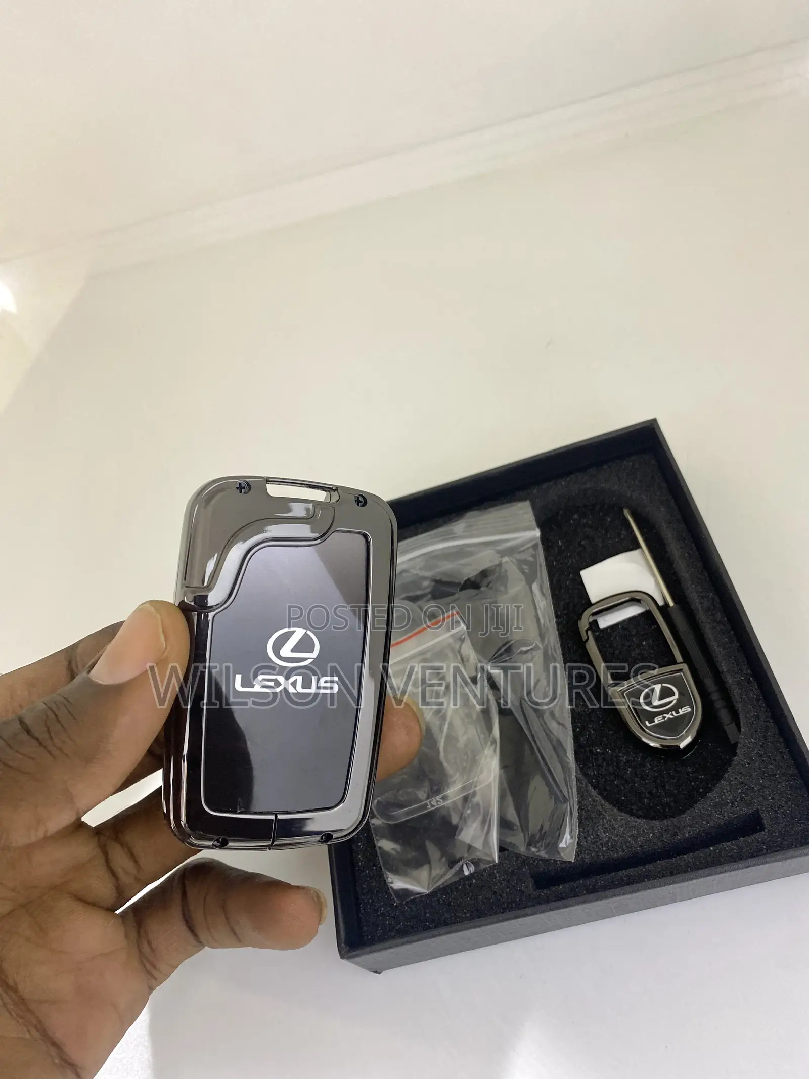 Fancy Lexus Metal Key Pouch Cover
