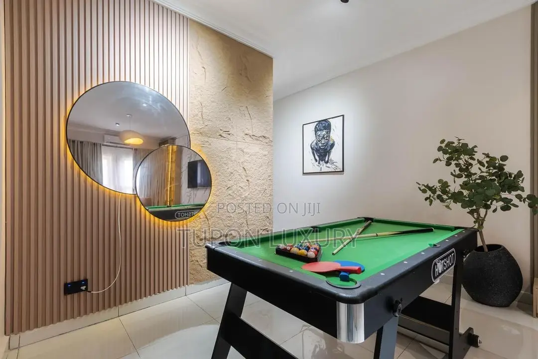 Tastefully Furnished 2bedroom With Snooker and Ps5