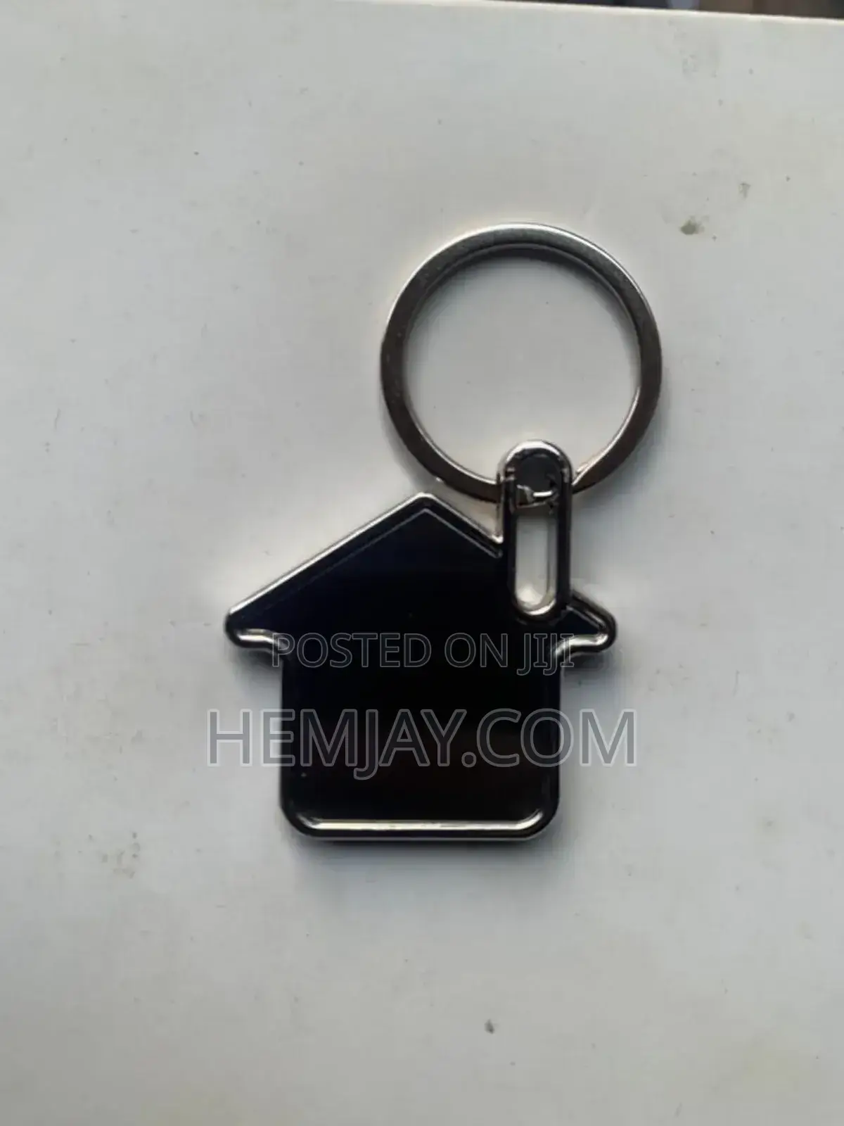Quality Fashionable Keyholders (12pcs)