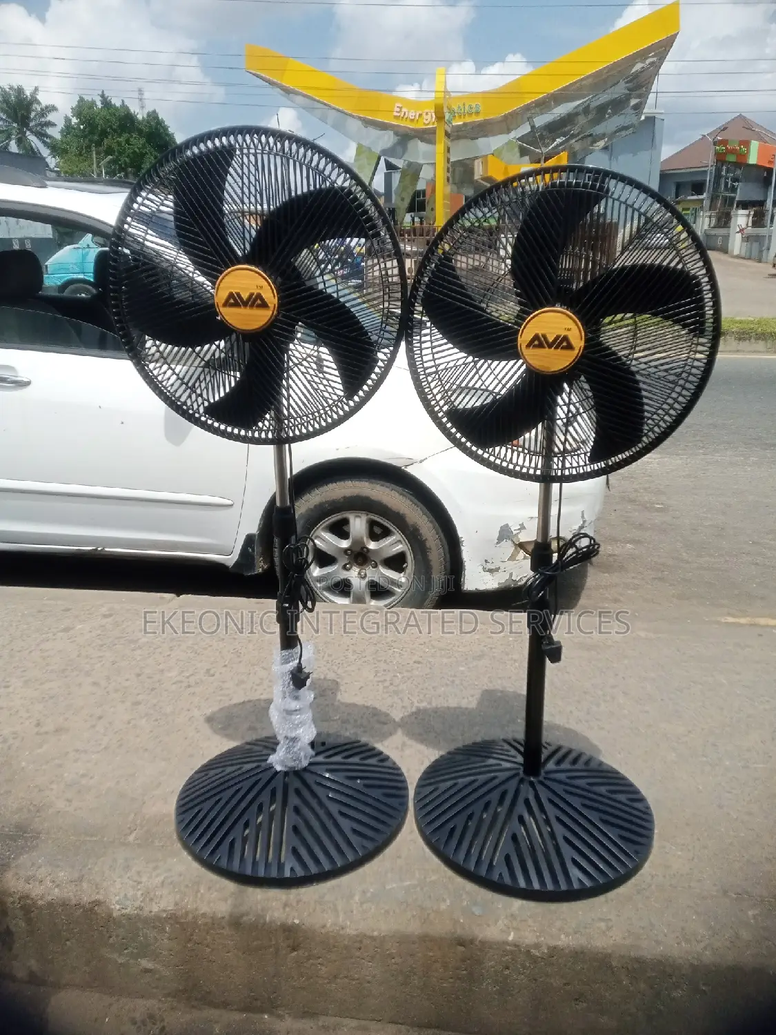 Ava 18 Inches Standing Fan