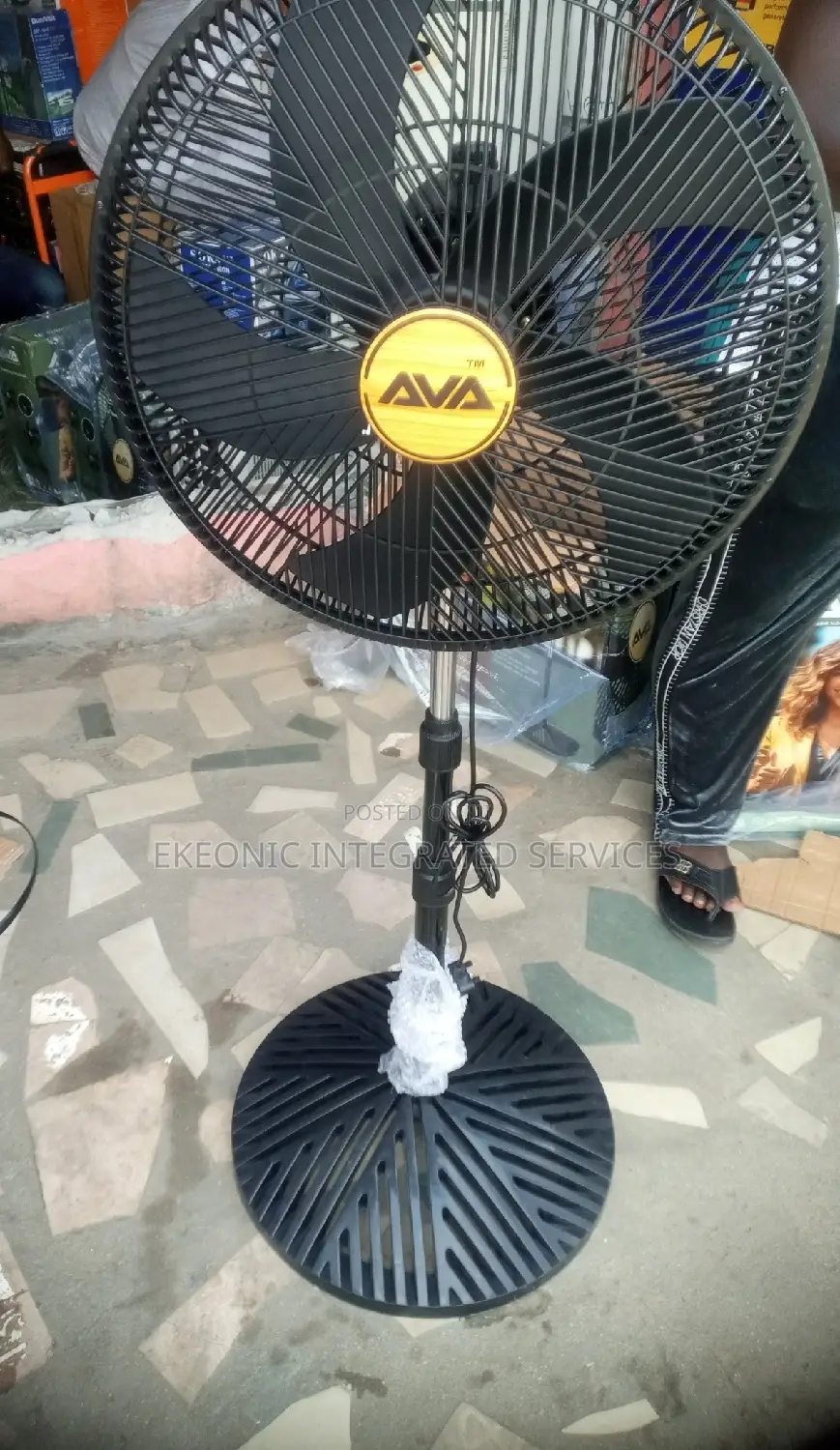 Ava 18 Inches Standing Fan