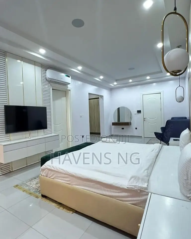 Luxury and Modern Waterfront 4-Bedroom Terrace Duplex