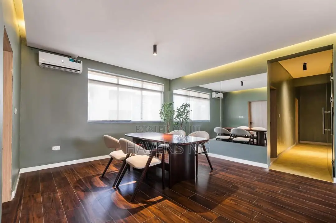 Dazzling and Modern 3-Bedroom Apartment