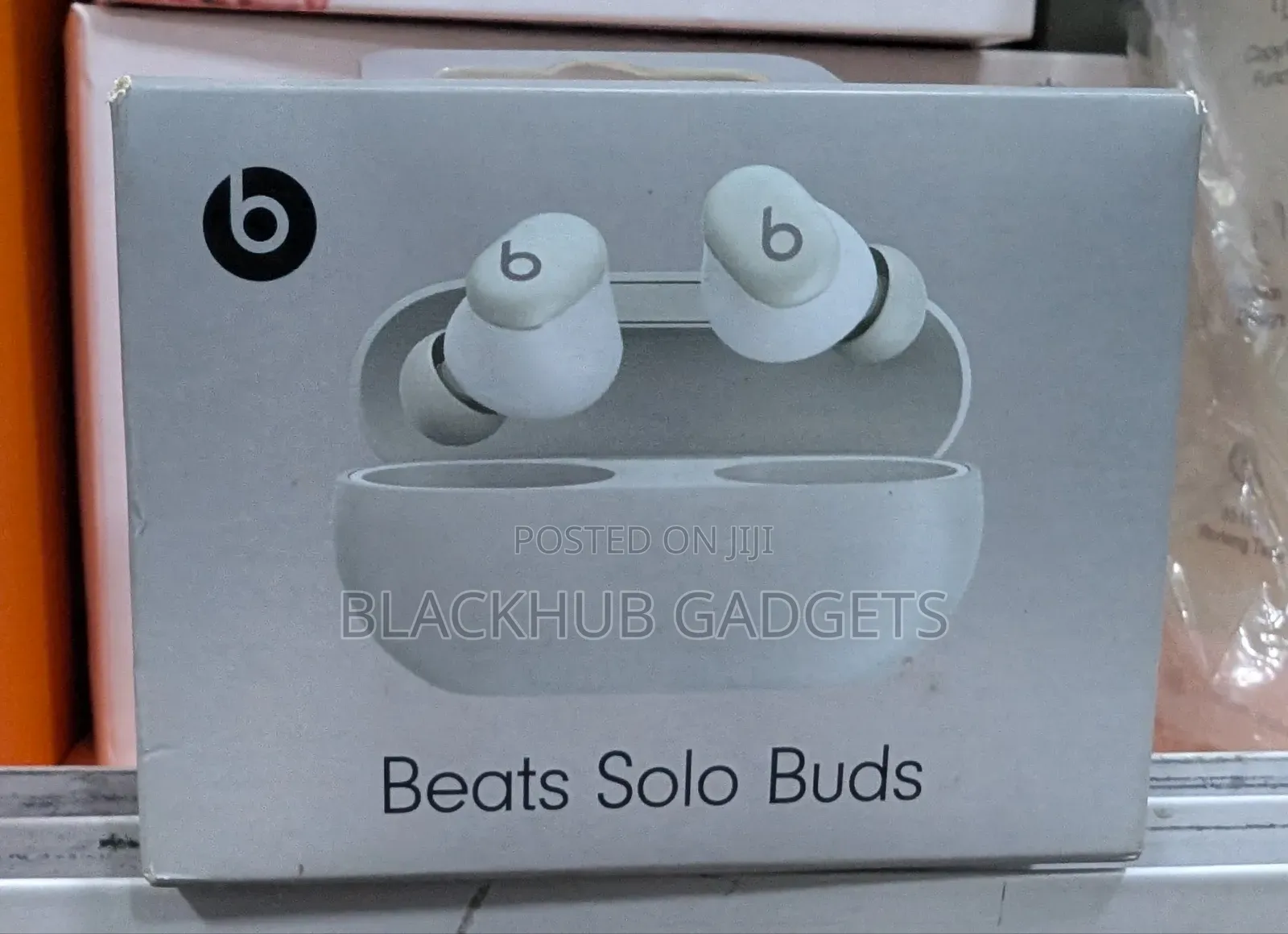 Beats Solo Buds