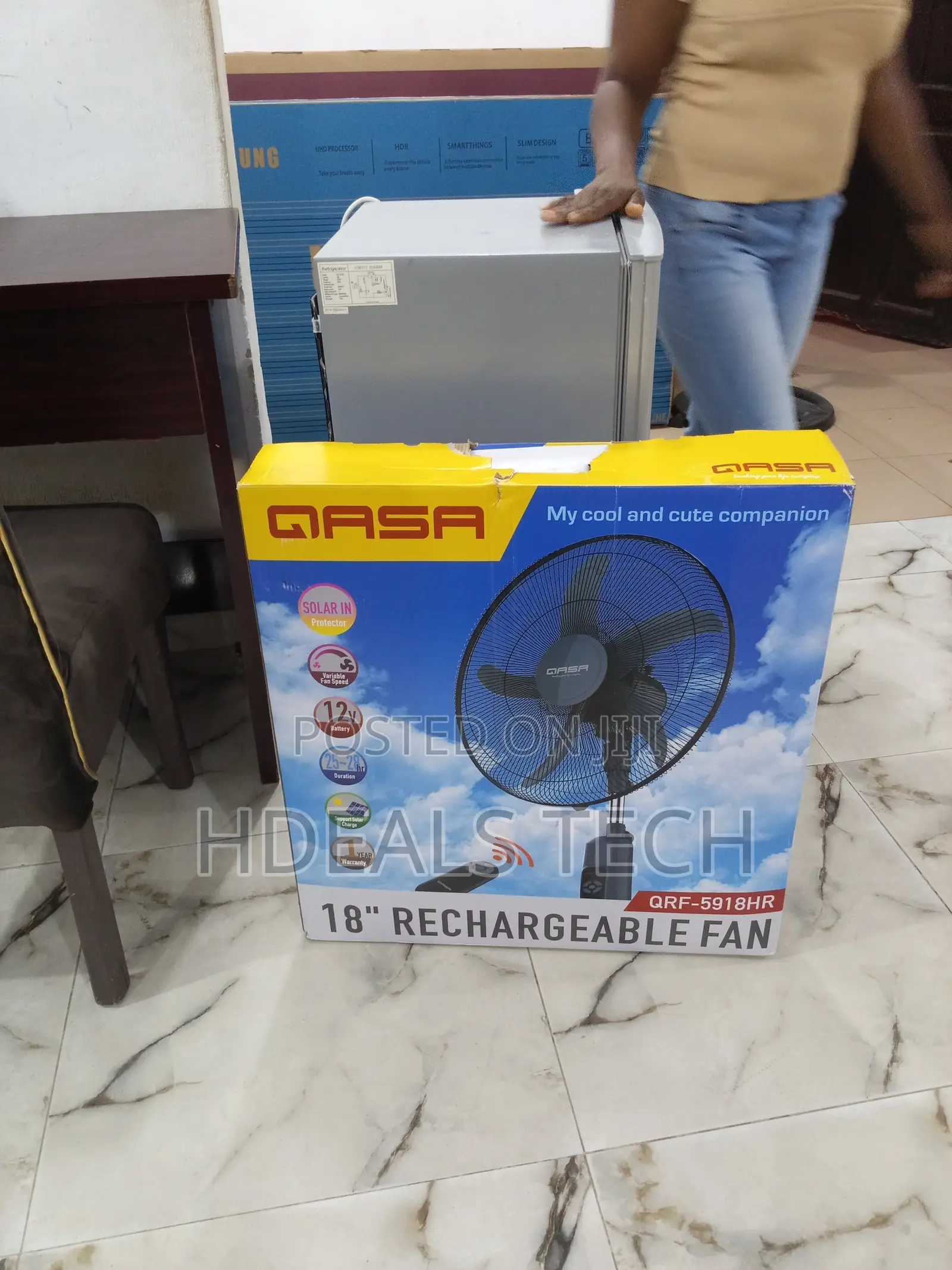 Qasa 18 Inches Standing Fan With Timer - Qrf5918hr