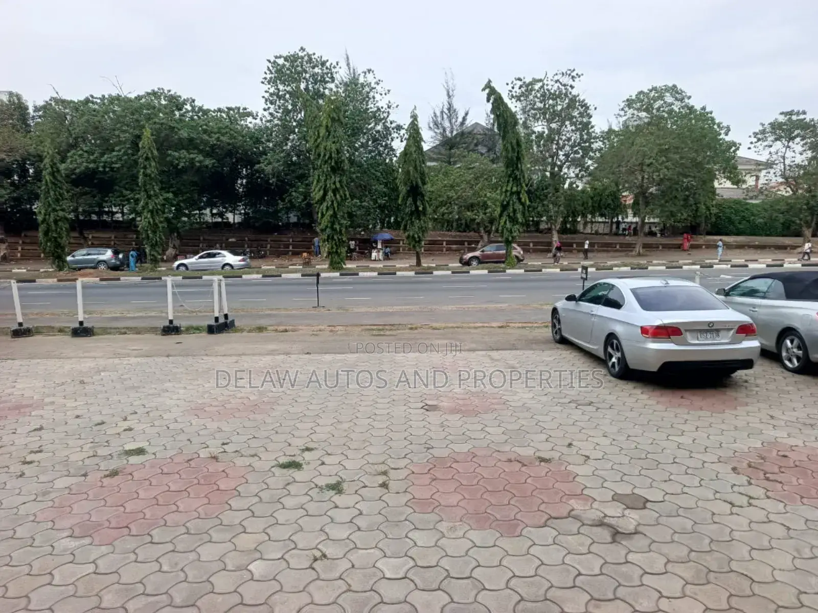 Car Stand for Partial Partnership in Aya Asokoro