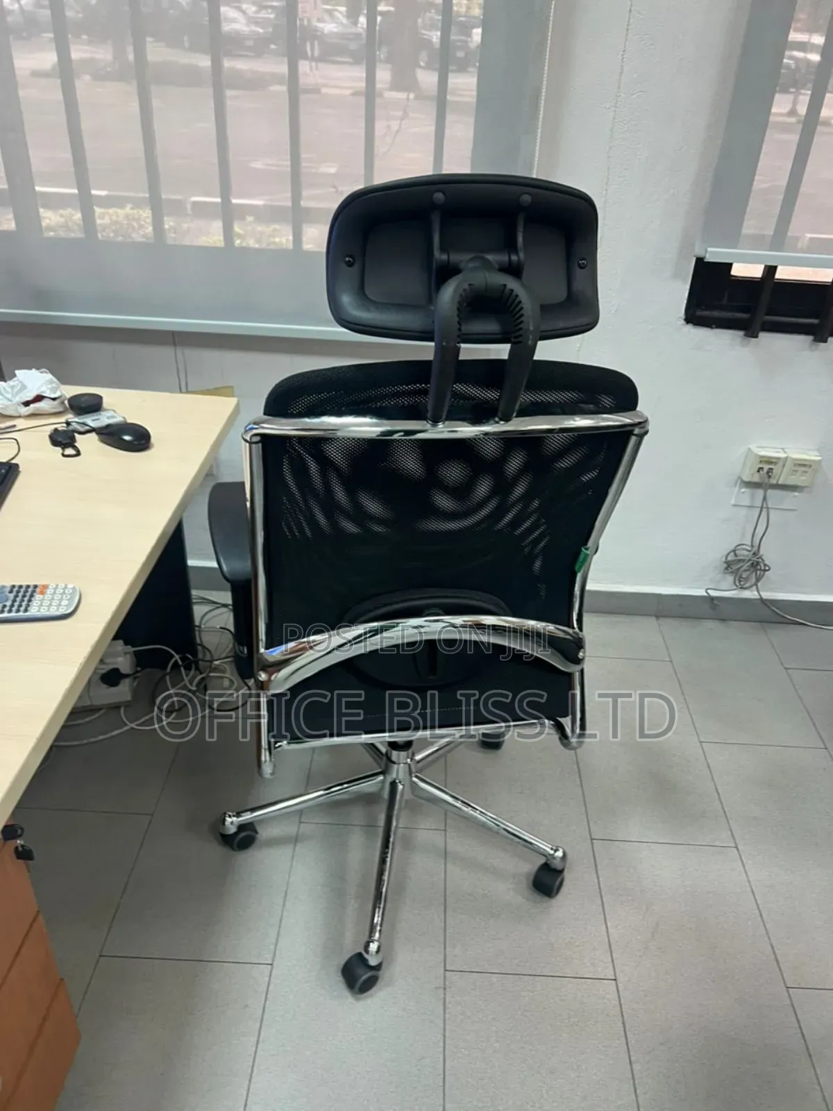 Best and Quality Ergonomic Leather Mesh Swivel Office Chair