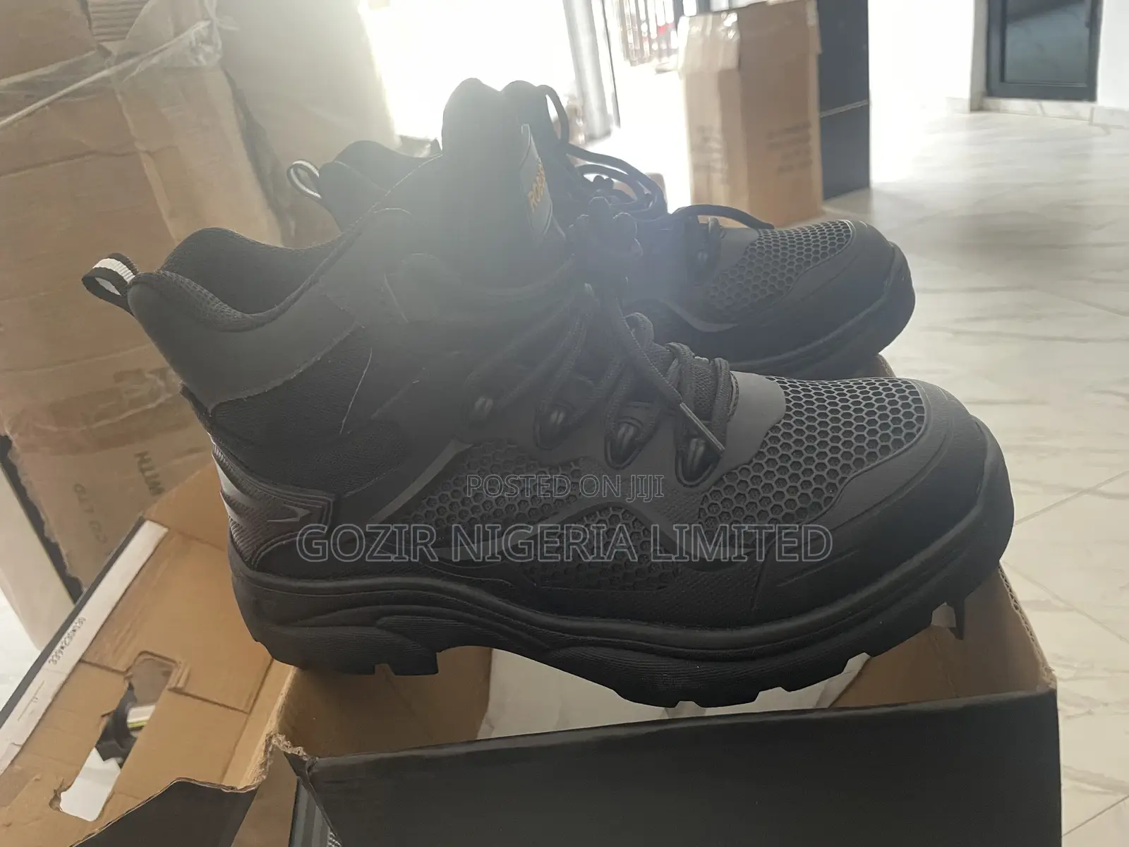 Robust Safety Shoe