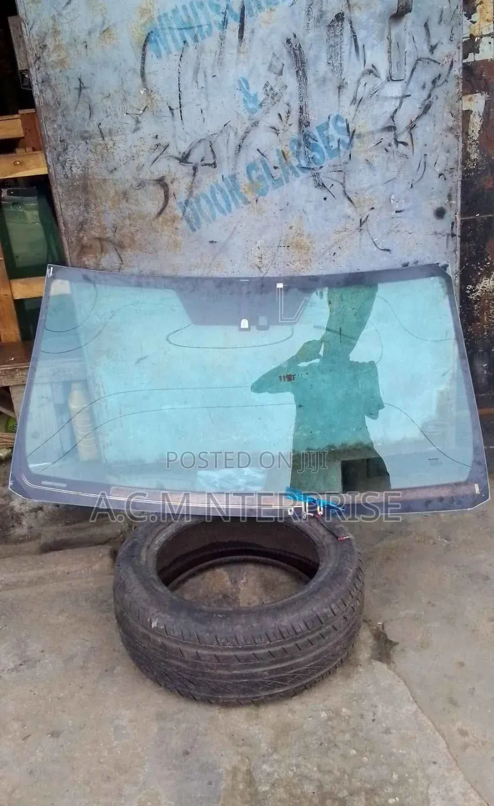 Windscreen for All Kinds of Cars