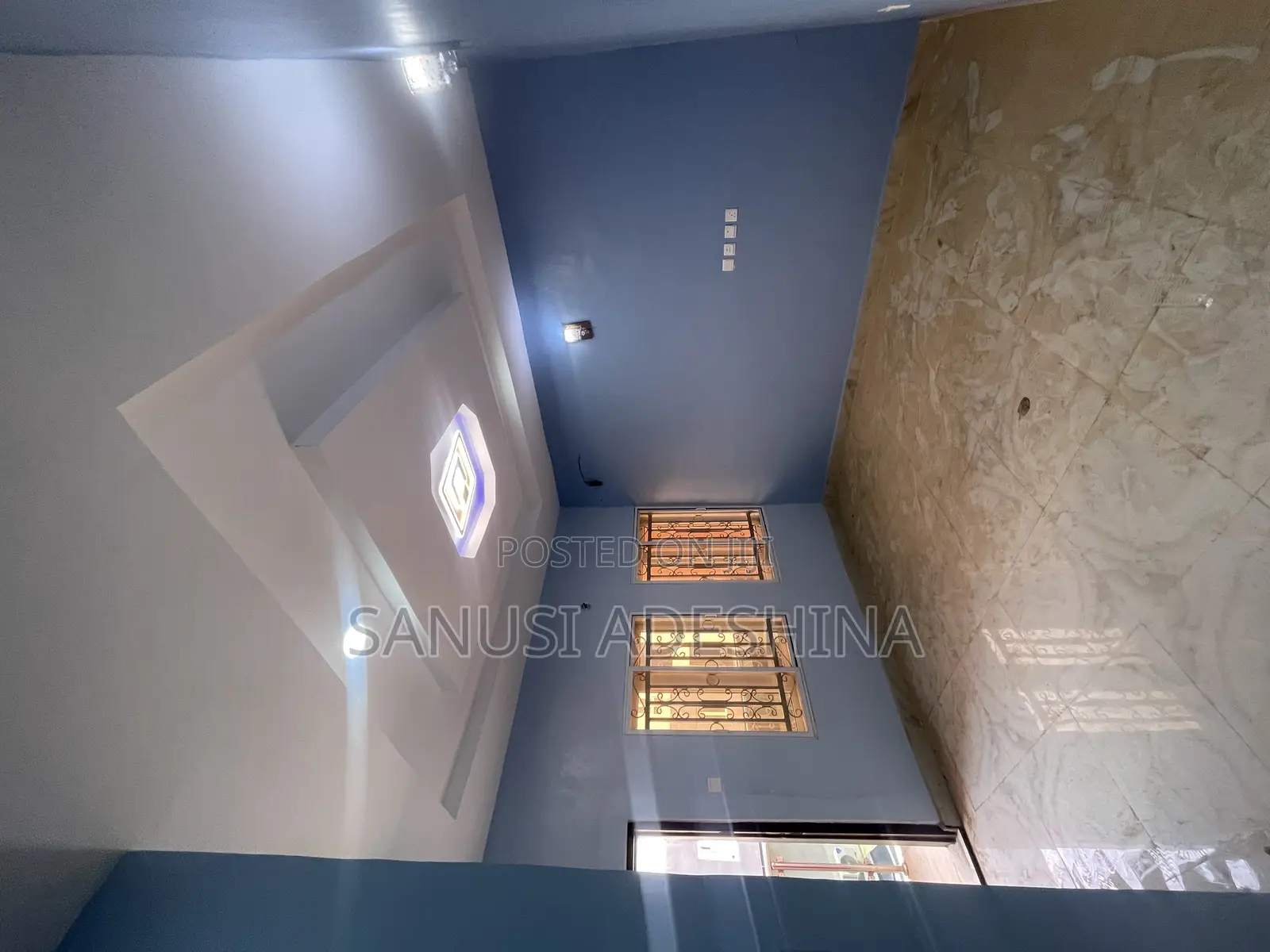 8bdrm Duplex in Wuse Zone 4 Fct for sale