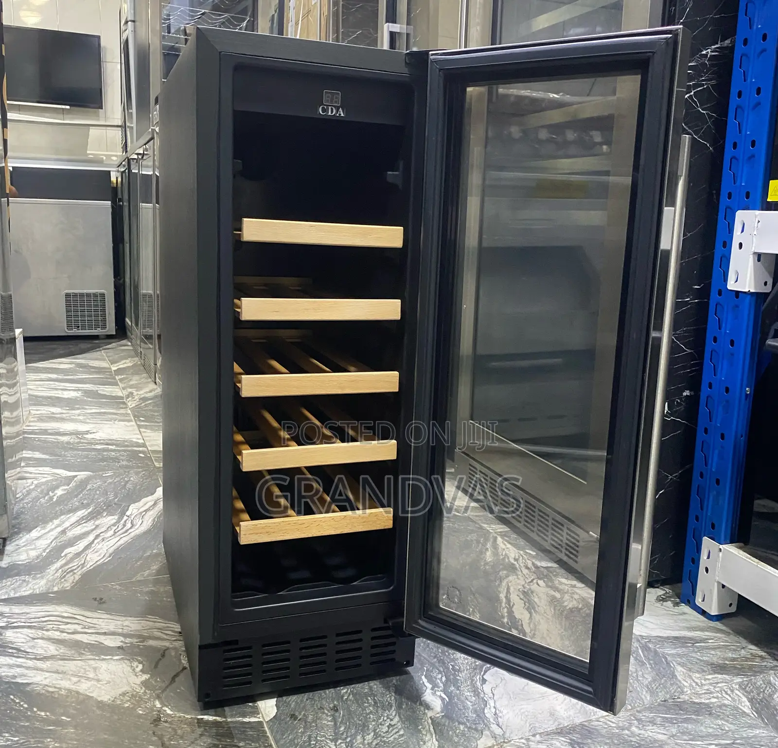 Wine Chiller 18 Bottles Built In