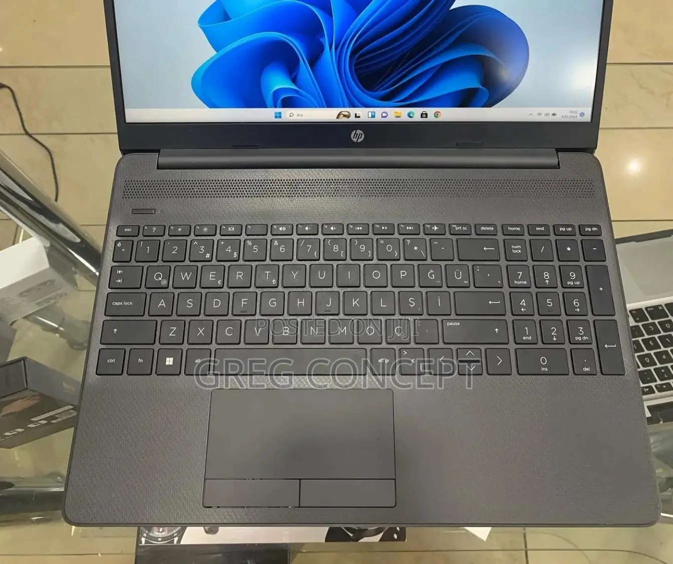 Laptop HP 255 G8 8GB AMD Ryzen SSD 256GB