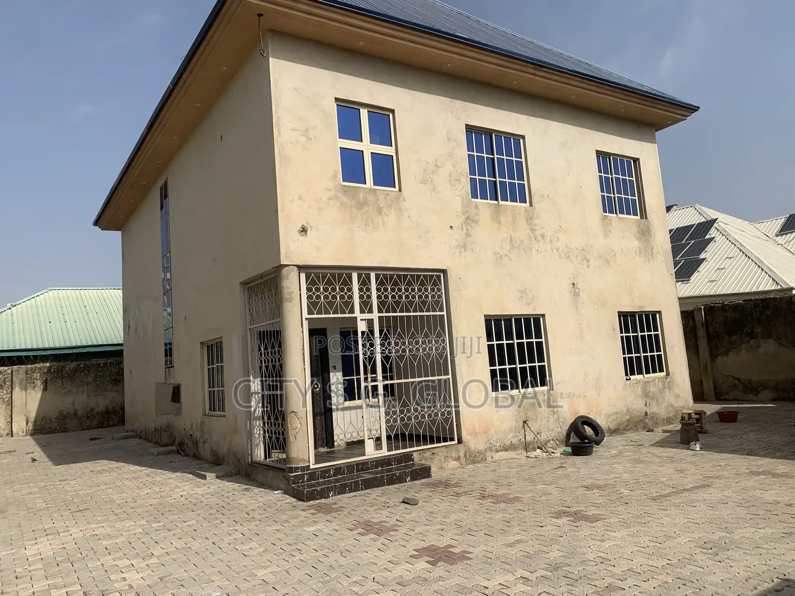 A Luxury 4 Bedroom Fully Detached Duplex