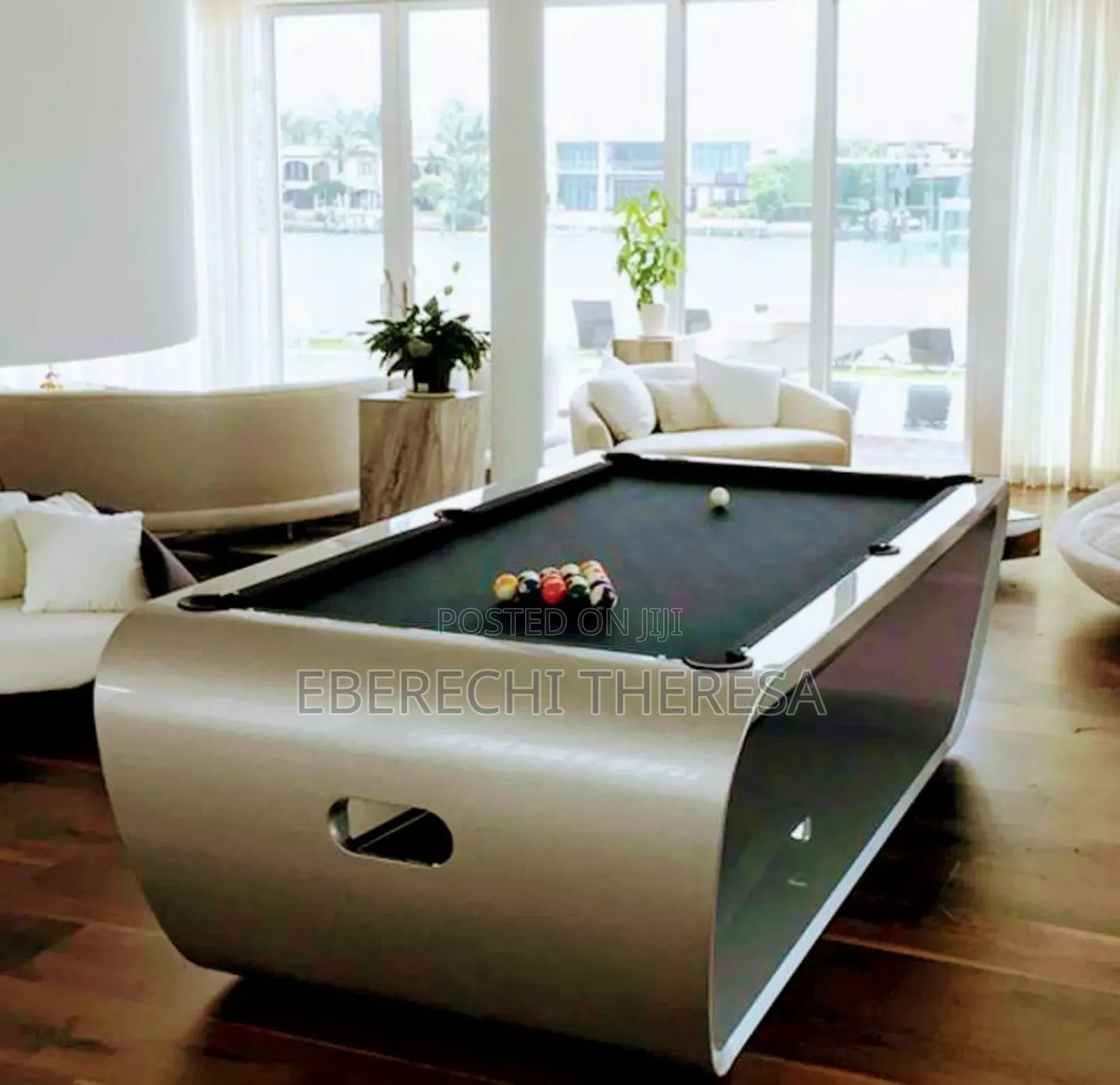 Luxury Snooker  Pool Table