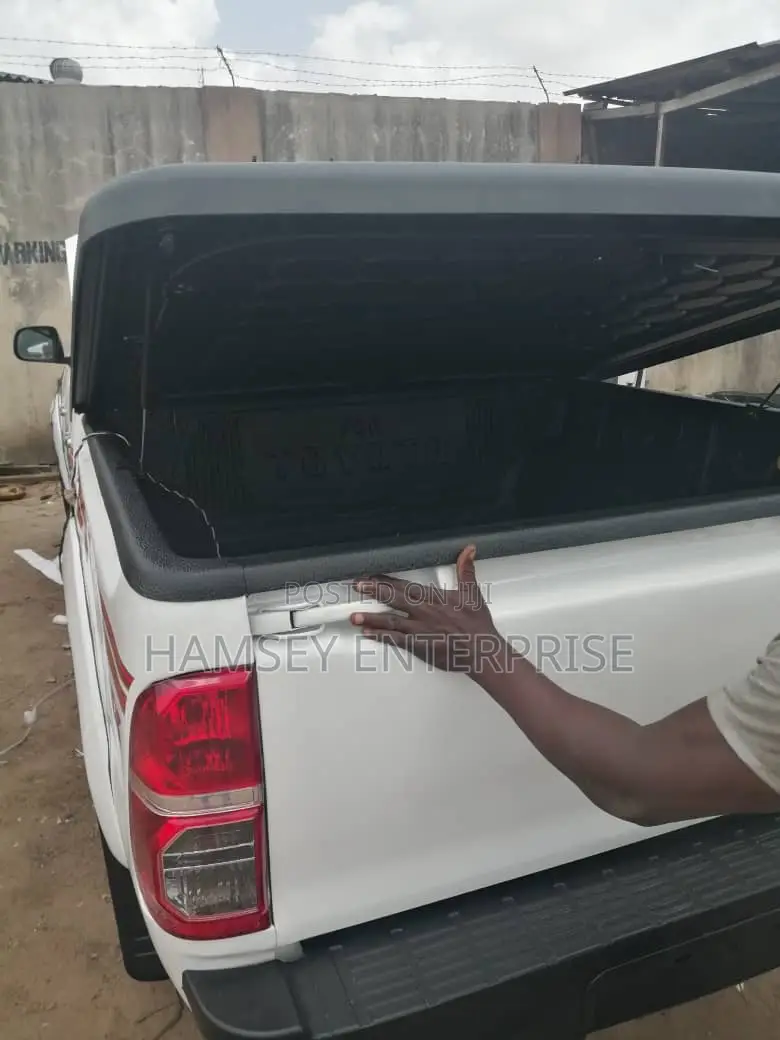 Hilux Cover With Shock Absorbers