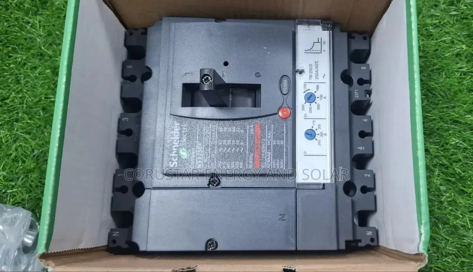 250a 4pole McCb Schneider Breaker
