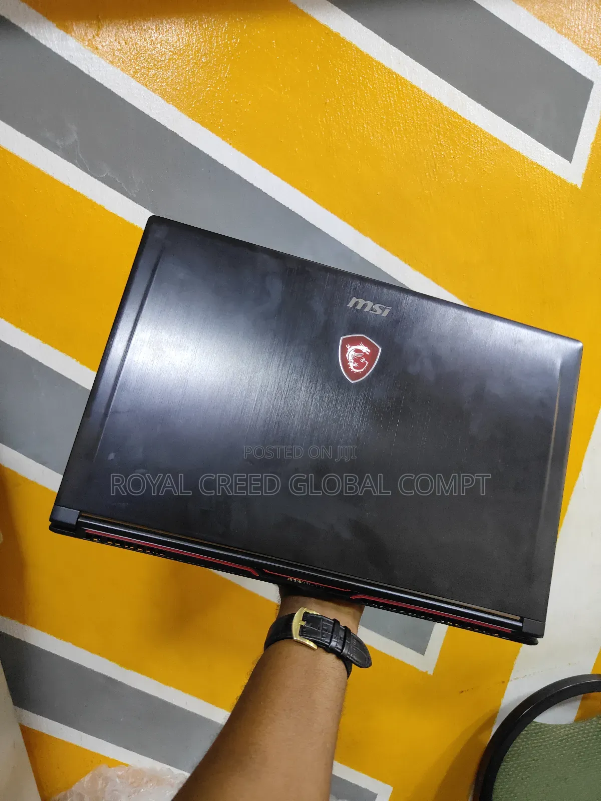 Laptop MSI GS63 Stealth 8RE 32GB Intel Core I7 HDD+SSD 1T
