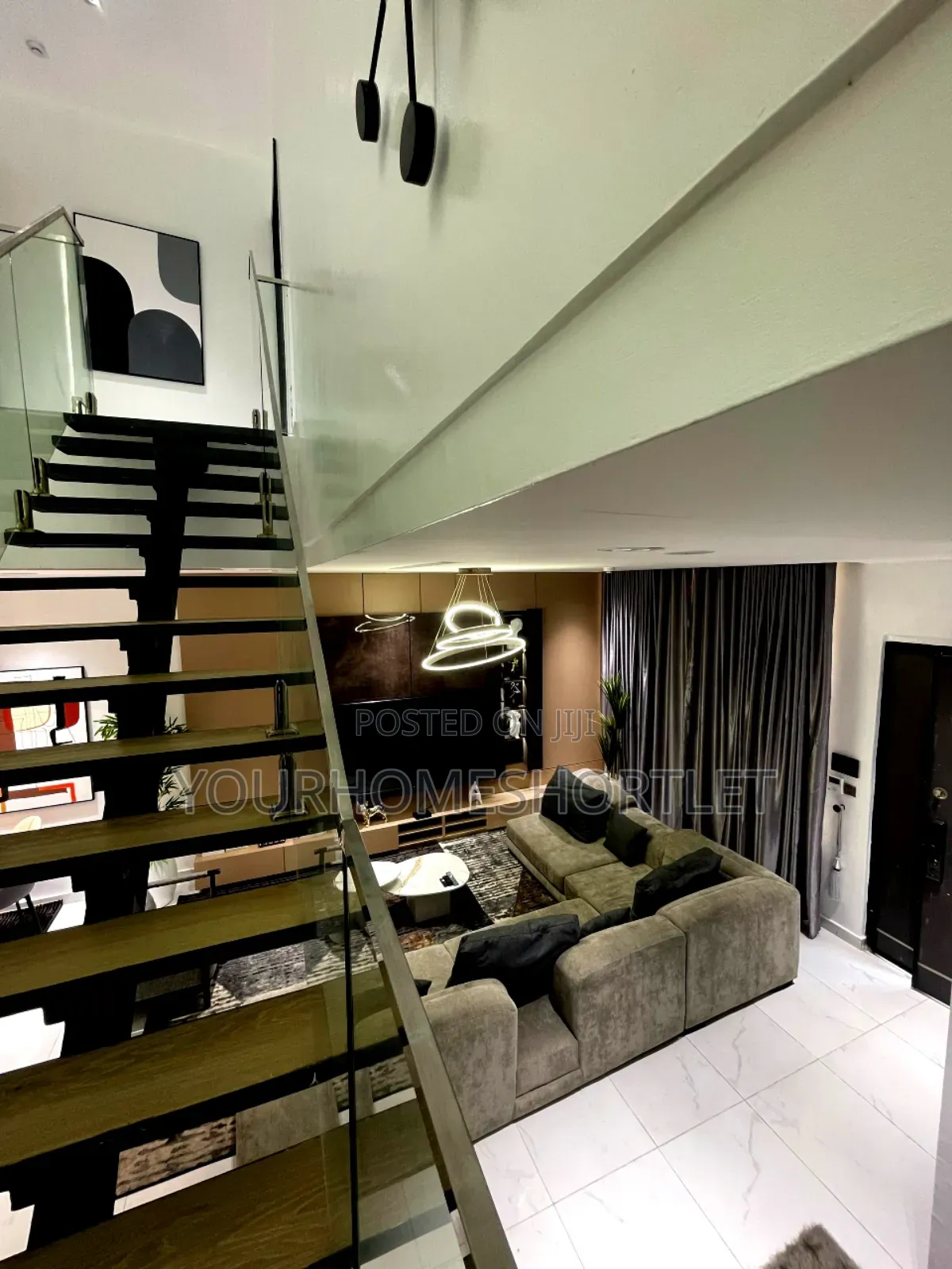 2 Bedroom Maisonate Apartment With Pool and Ps5