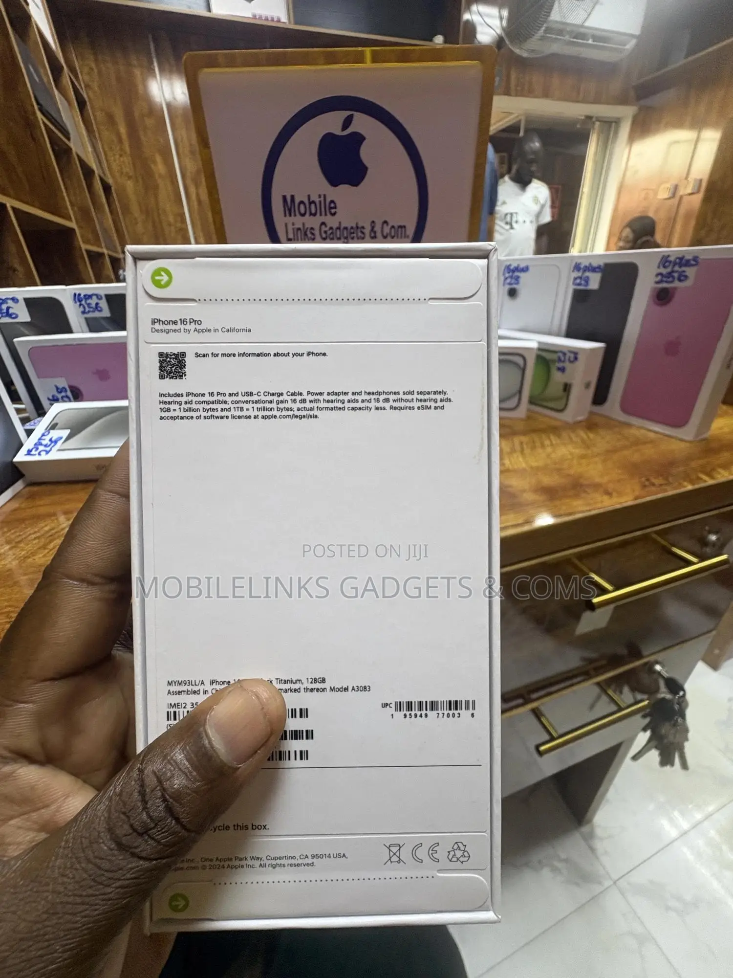 New Apple iPhone 16 Pro 128 GB Black
