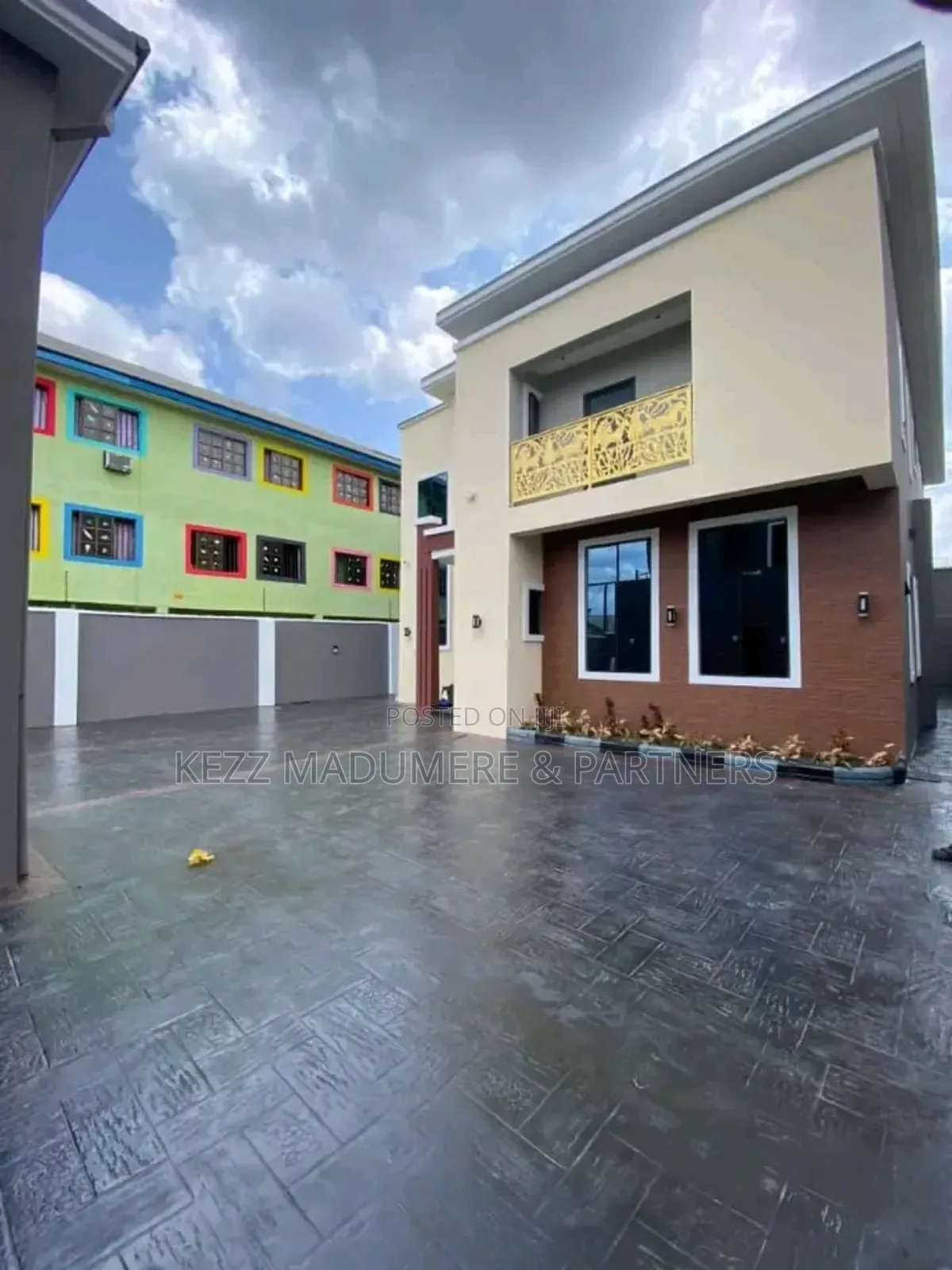 5bdrm Duplex in Woji , Port Harcourt for sale