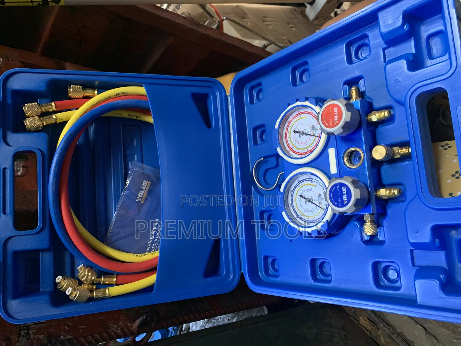 Manifold Gauge