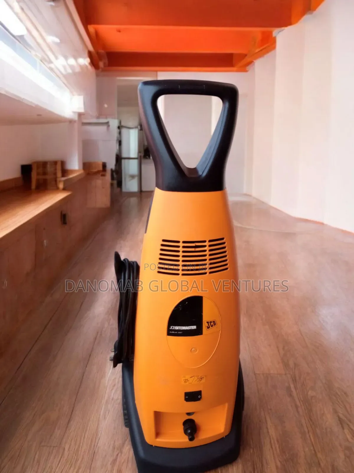 JCB Pw2a Jobsite-Master Superior High Pressure Washer