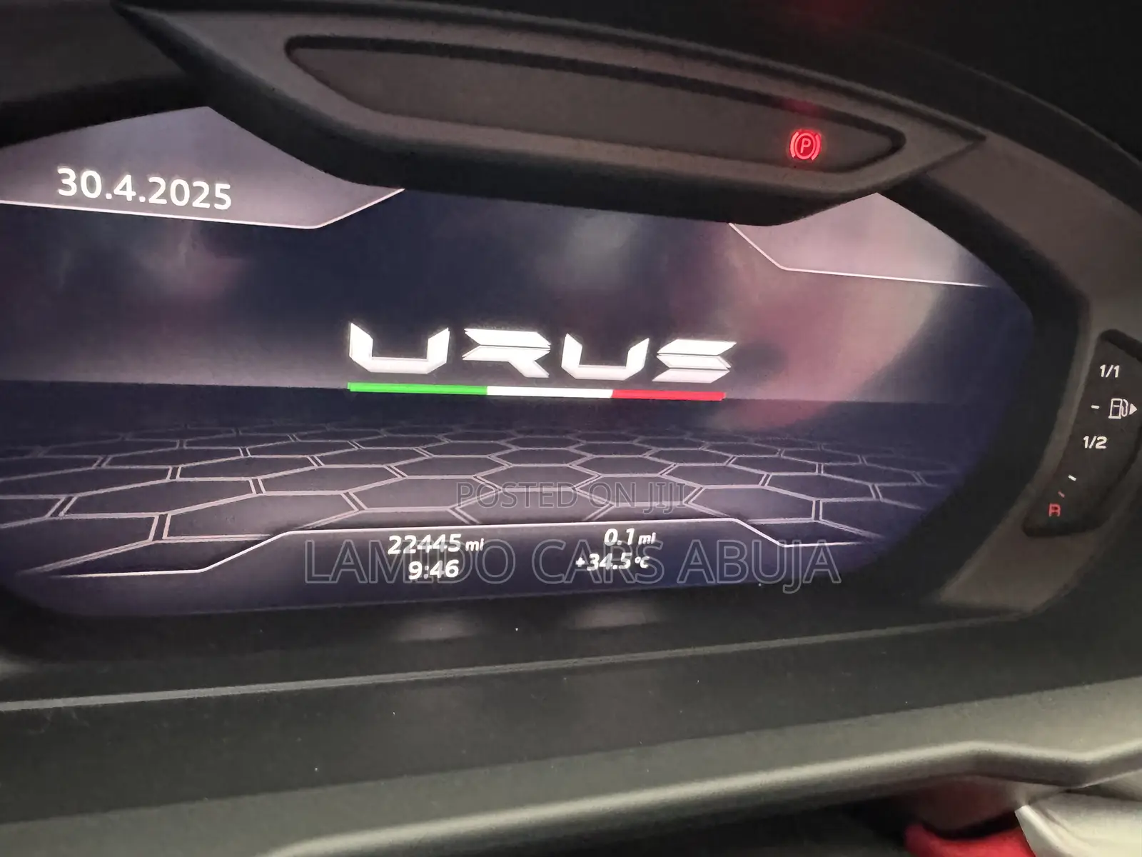 Lamborghini Urus 2021 White