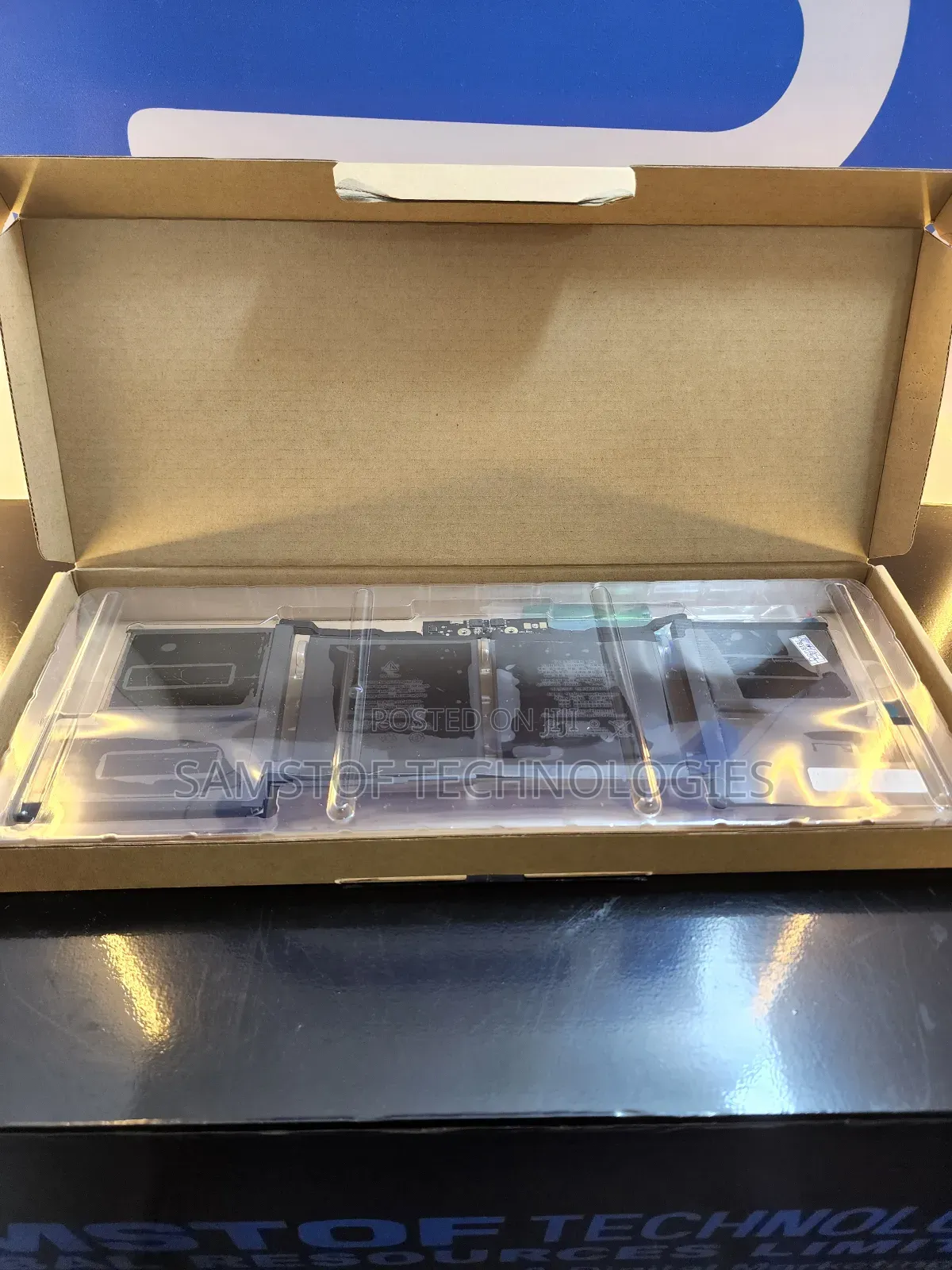 Macbook Pro 15" 2019/2020, A1953, A1990 Battery