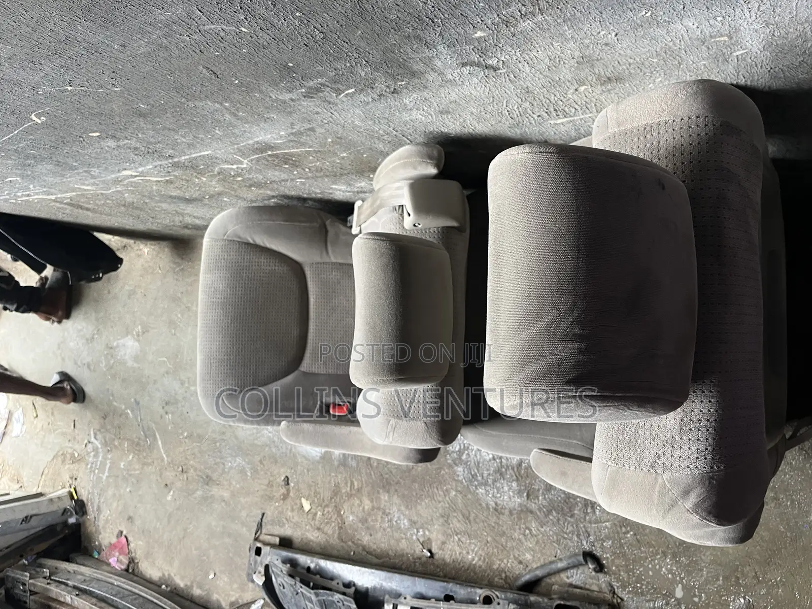 2 Center Seat Toyota Sienna 2004-08 Fabric Available