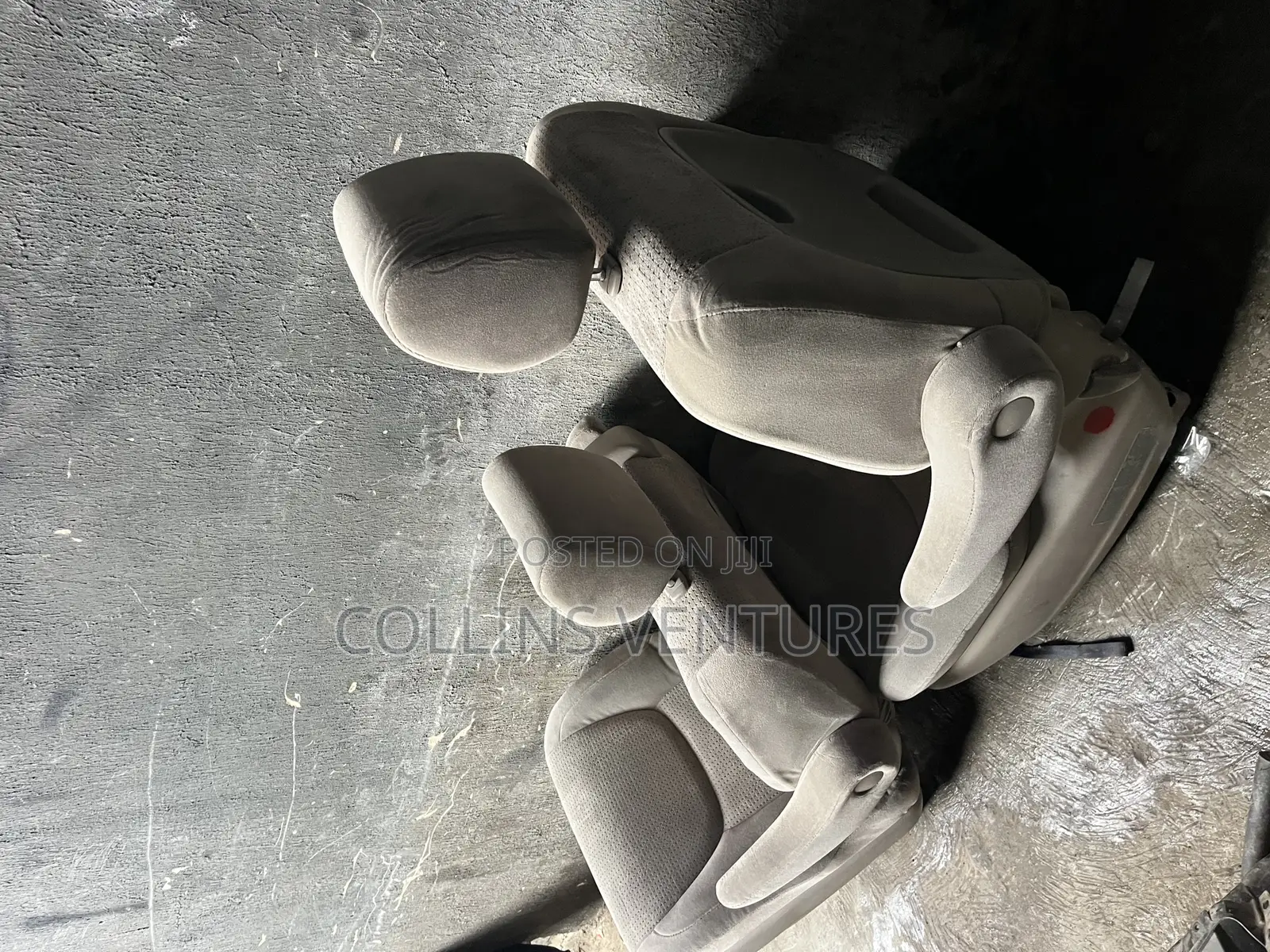 2 Center Seat Toyota Sienna 2004-08 Fabric Available