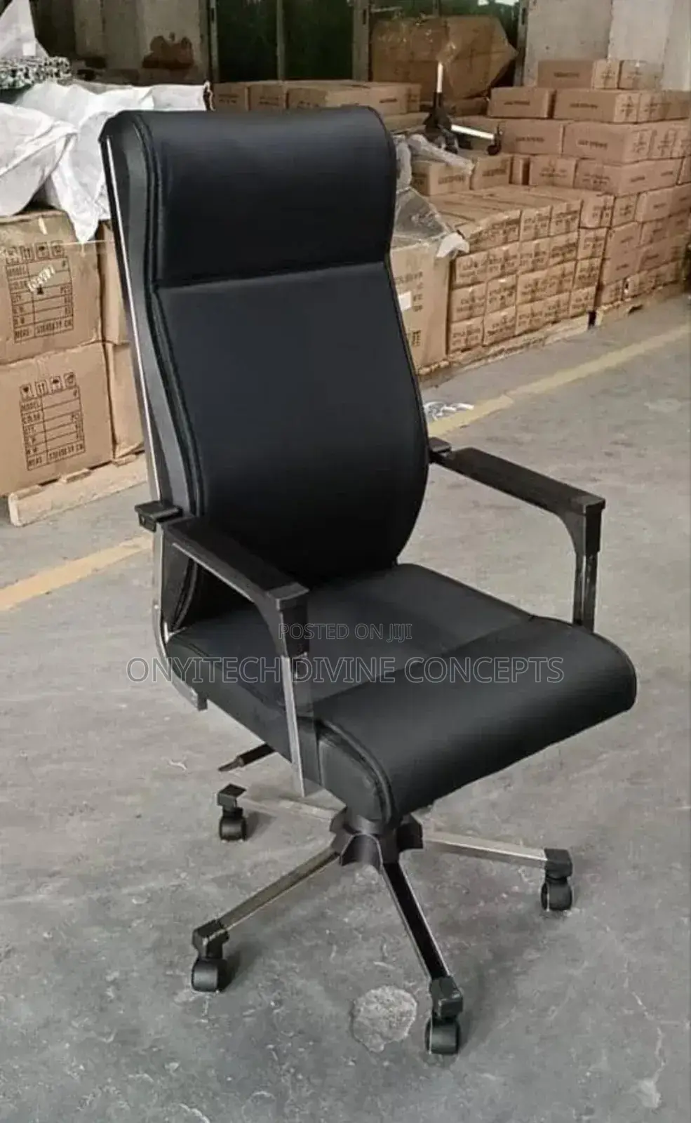 Semi Executive Office Swivel Chair Black and Brown