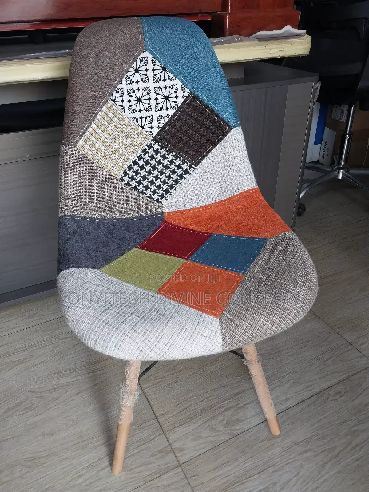 Multi Colours Wooden Leg Chair