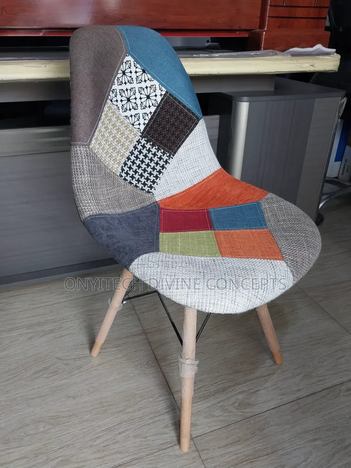 Multi Colours Wooden Leg Chair