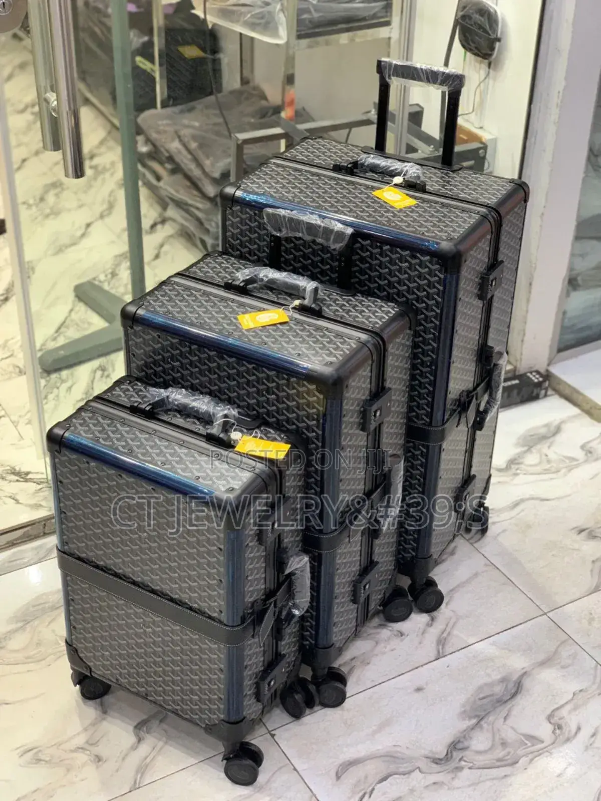 Nice Clean Goyard Luggage Set In Large 28/Medium 24/Small/20