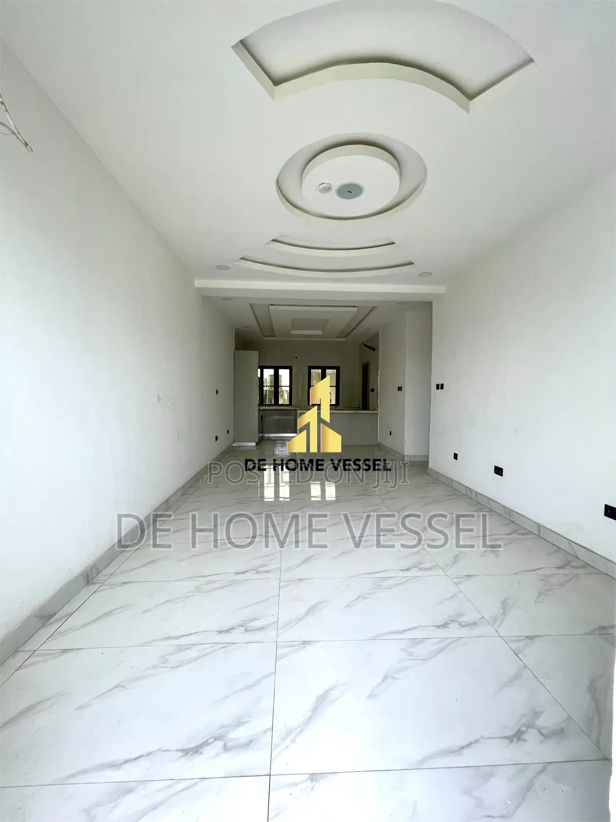 5bdrm Townhouse/Terrace in Ajah for sale