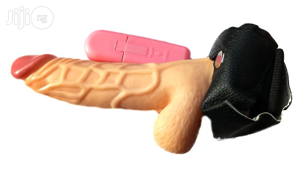 Dildo Vibrator With Leather Strap