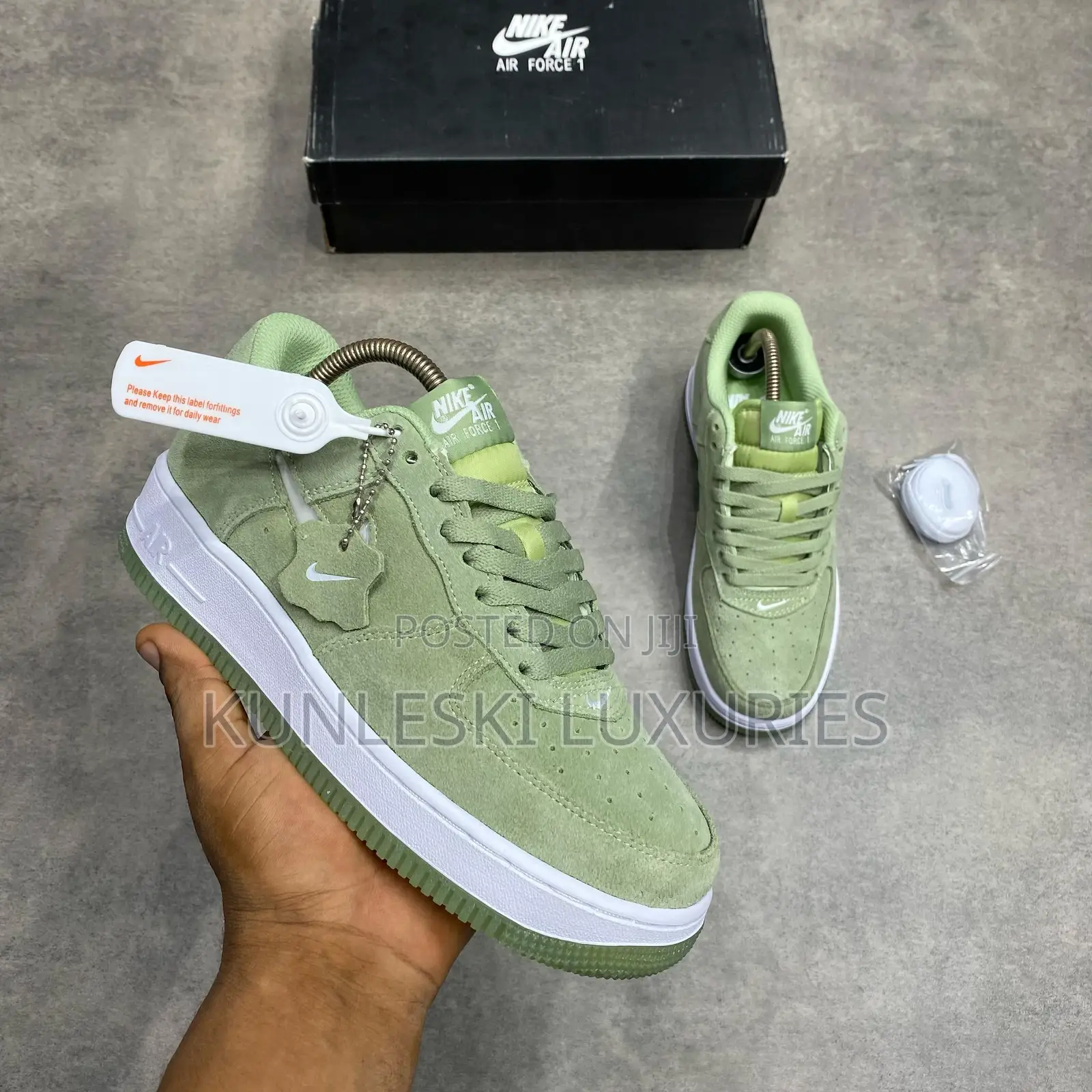 Original Nike Air Force 1 07 Lx Oil Green Sneakers