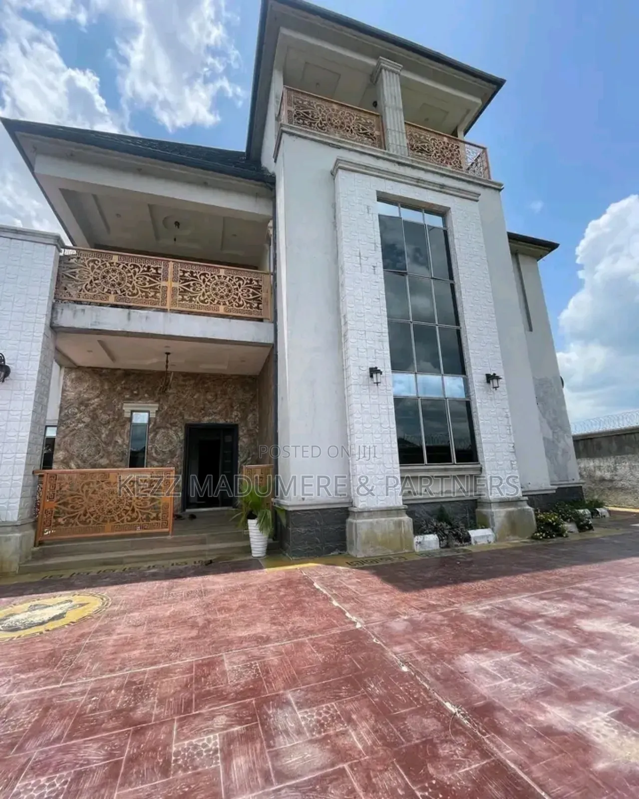 7bdrm Duplex in Eneka Eliozu Link for sale