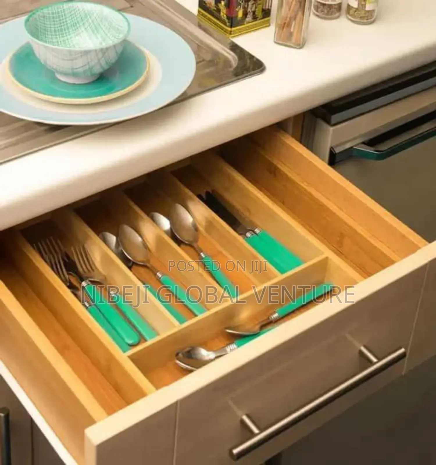 Wooden Expendable Cutlery Tray