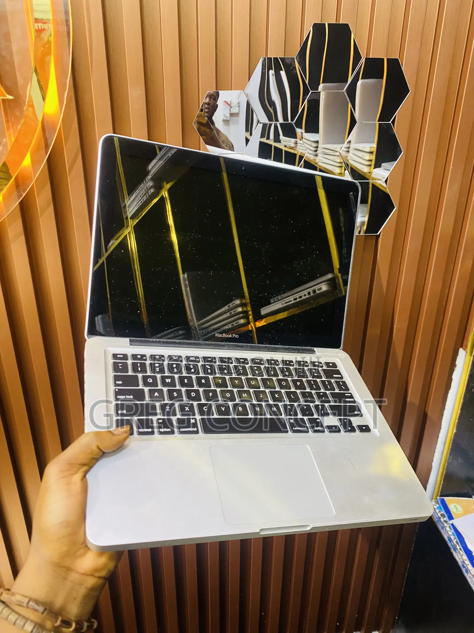 Laptop Apple MacBook Pro 8GB Intel Core I5 HDD+SSD 500GB