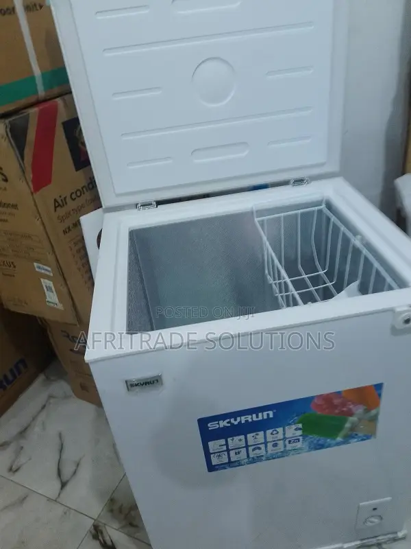 Skyrun Bd-150l/142litres Portable Chest Freezer