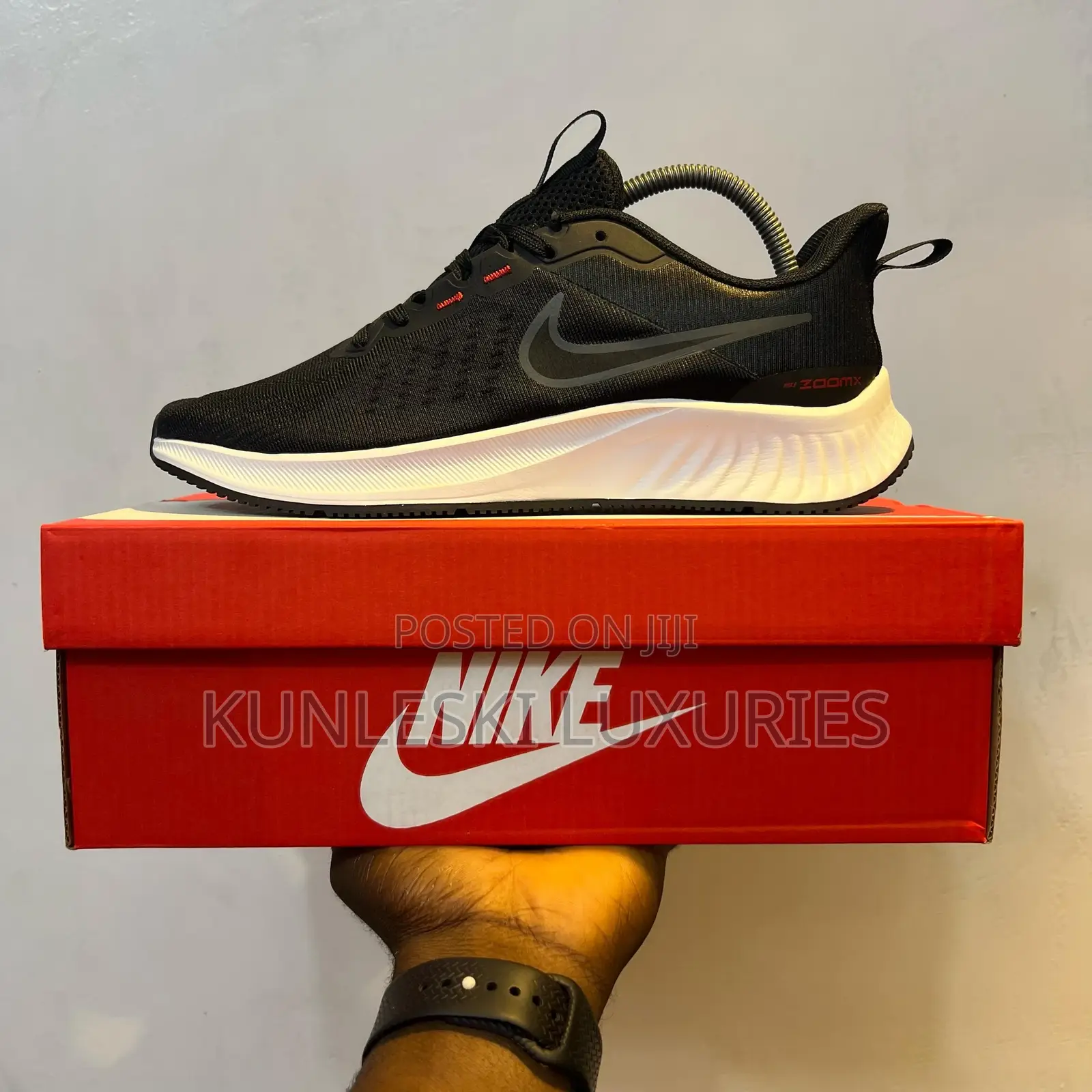 Original Nike Huaracherun Ultra Se Prem Sneakers