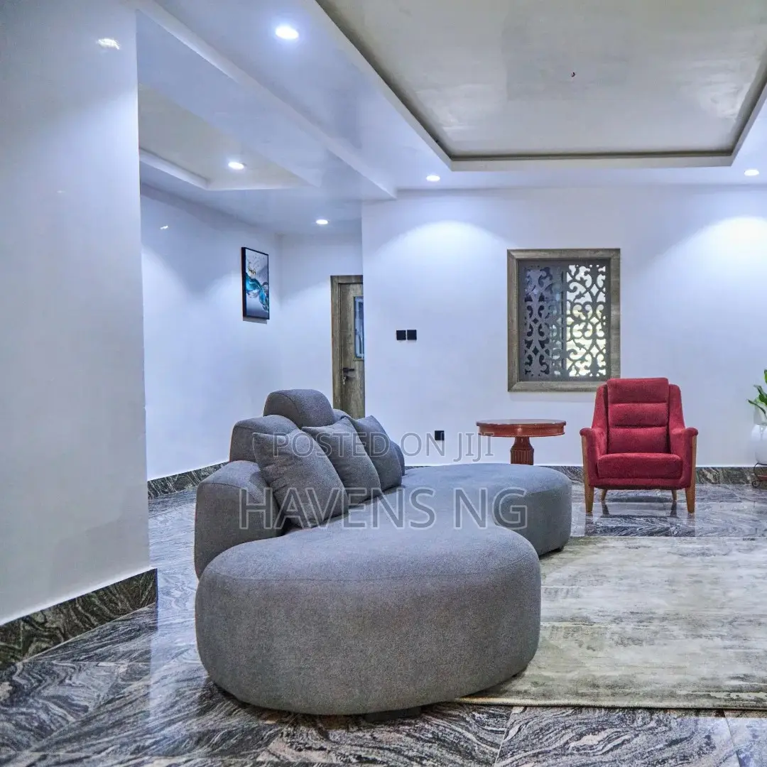 Stylish 1-Bedroom Apartment