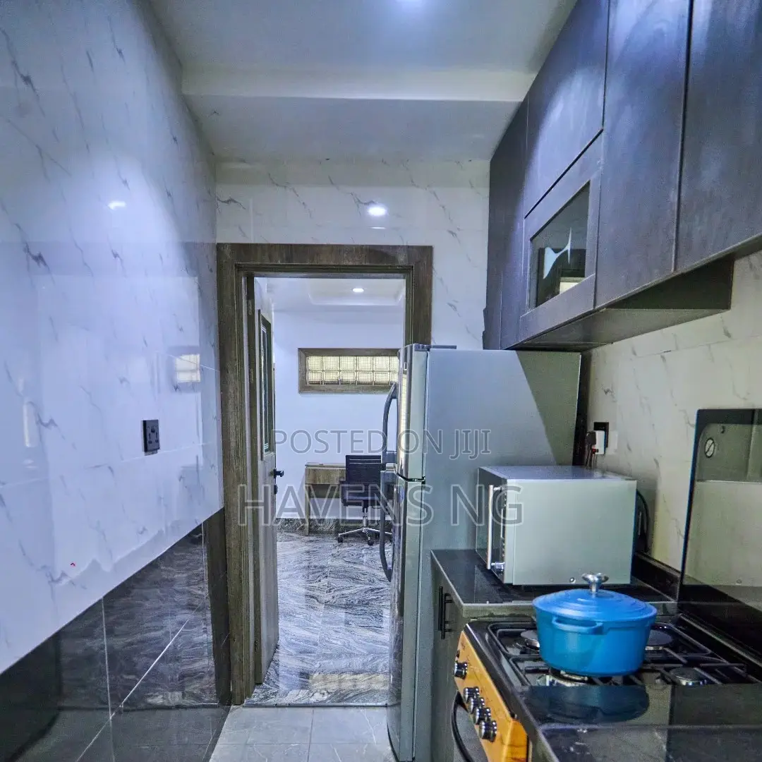 Stylish 1-Bedroom Apartment